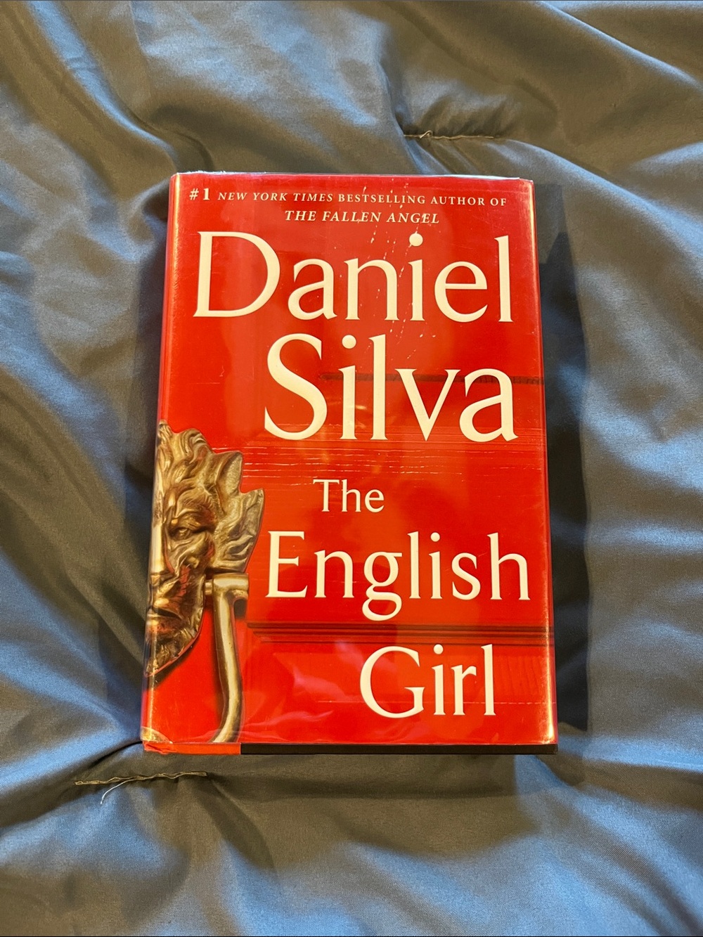 The English Girl by Daniel Silva hardback with book jacket, like new
